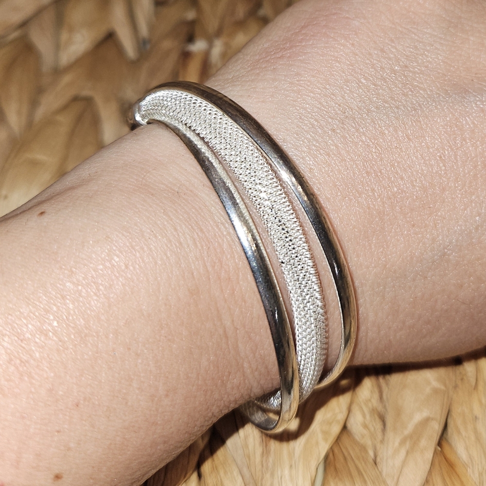 Elegant Silver Bangle Bracelet
